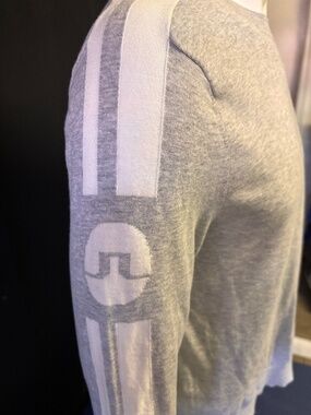 Mens XL J Lindberg golf sweater..fits like a large